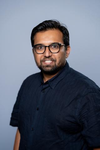 Mahesh Deshpande 