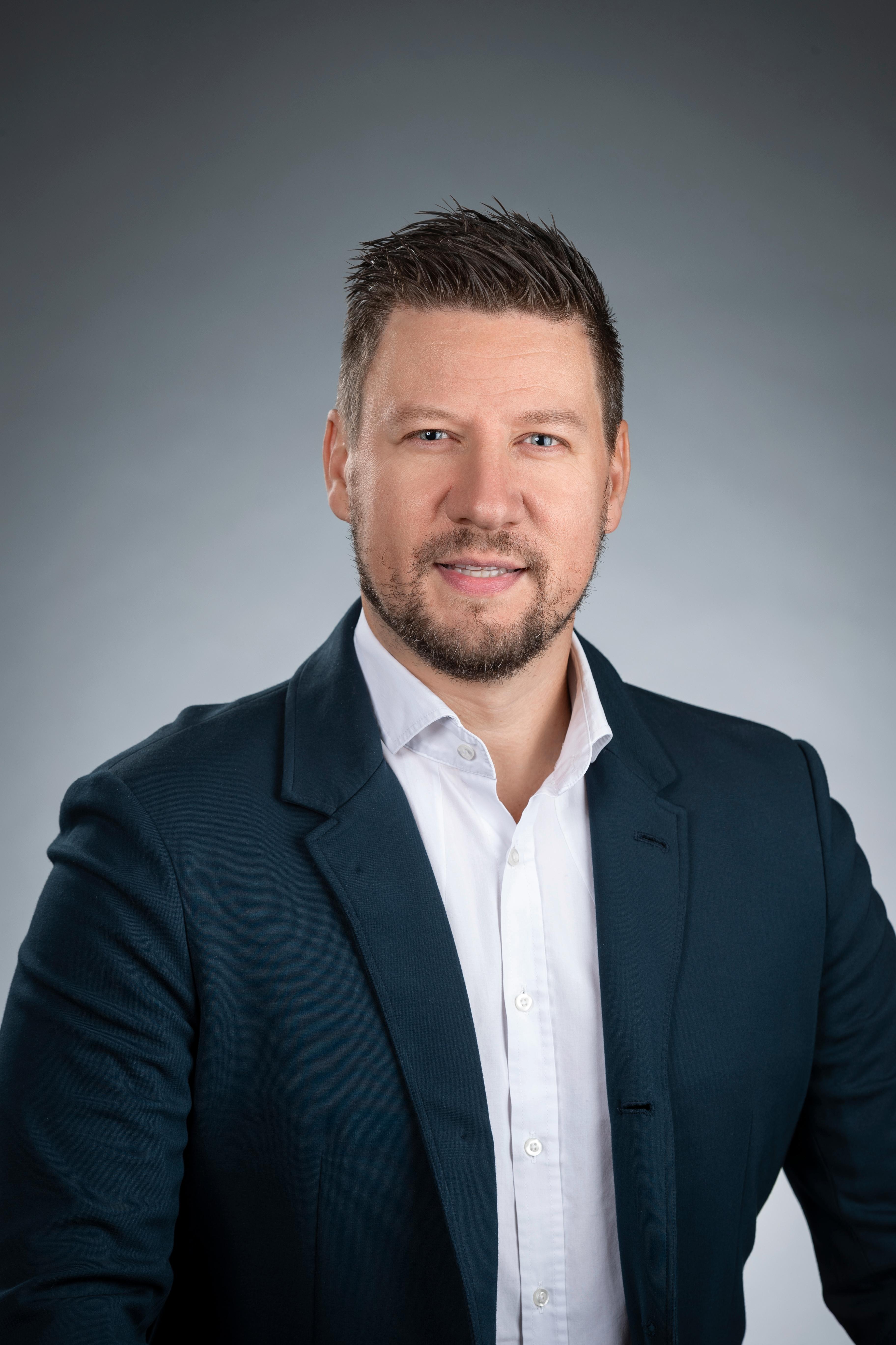 Milan Dordevic MBA PMP Milan Dordevic MBA PMP